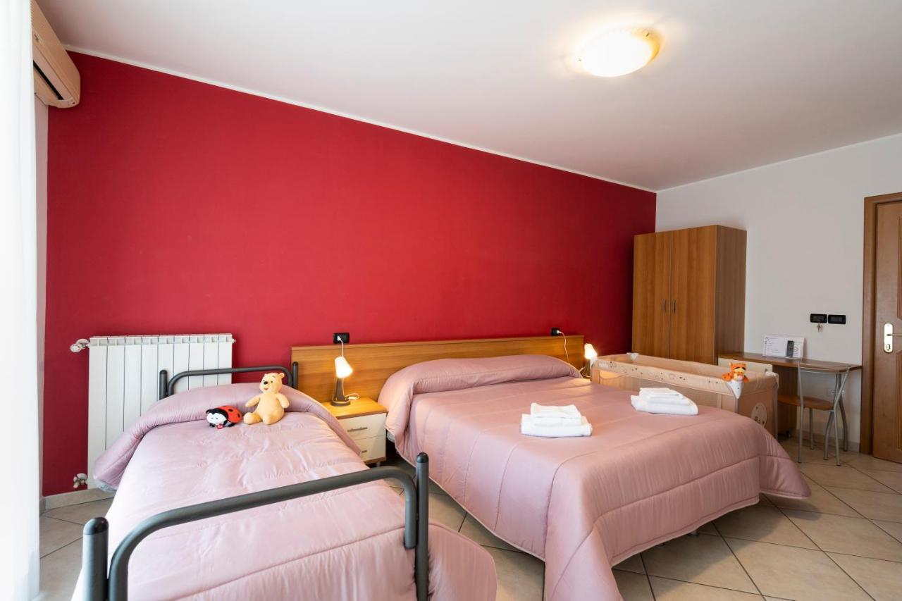 Hotel D'Atri Montesilvano Marina エクステリア 写真