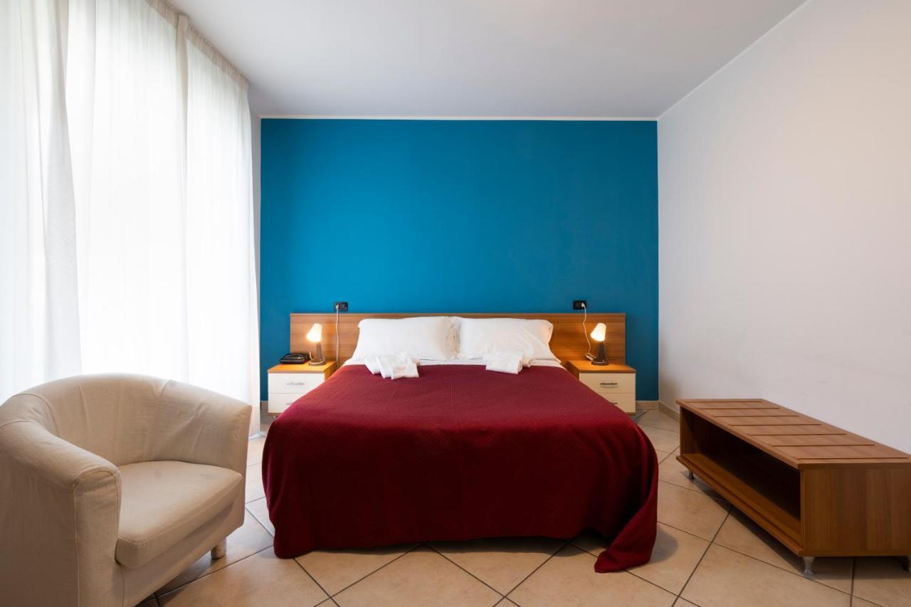 Hotel D'Atri Montesilvano Marina エクステリア 写真