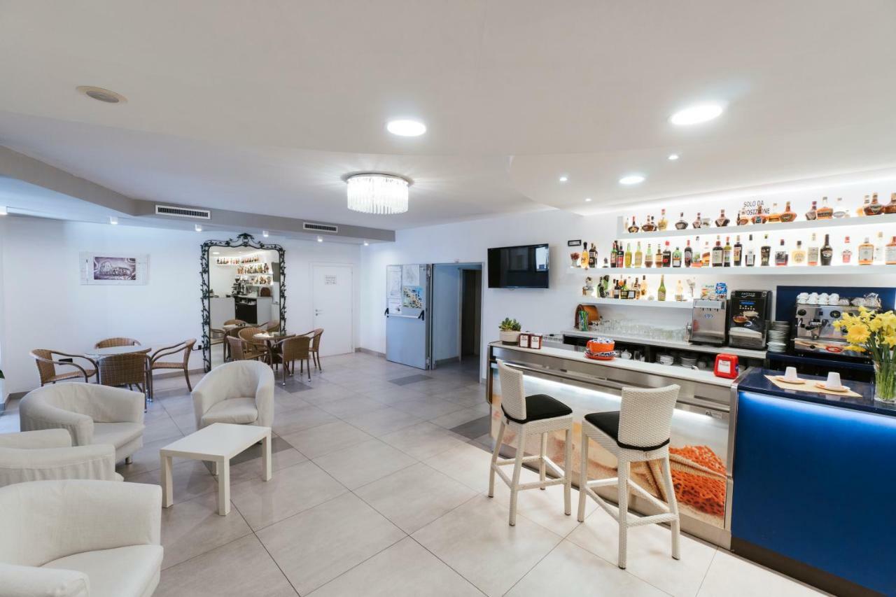Hotel D'Atri Montesilvano Marina エクステリア 写真