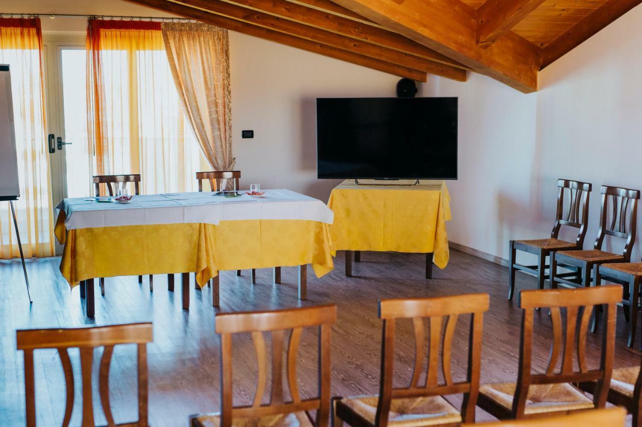 Hotel D'Atri Montesilvano Marina エクステリア 写真