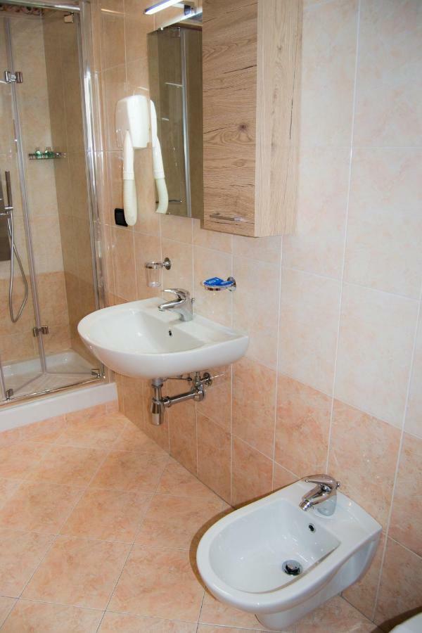 Hotel D'Atri Montesilvano Marina エクステリア 写真